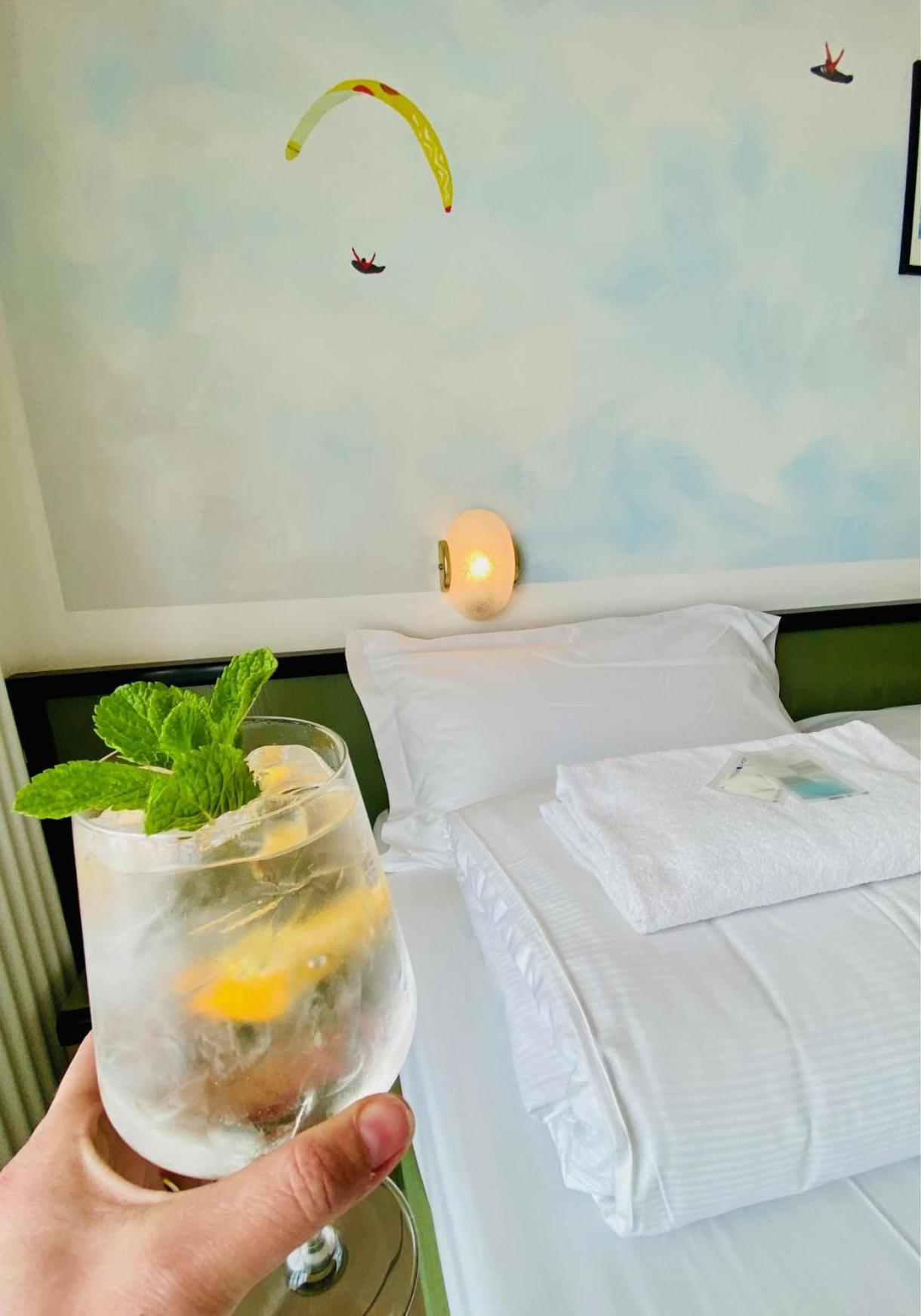 Hotel Ideal 말세진느 외부 사진